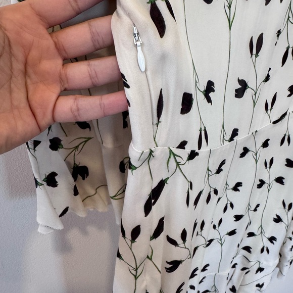 Thakoon 100% Silk Tulip Floral Print Dress with Flutter Sleeves Womens Size 4 - Picture 6 of 9